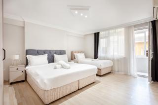 Charming Spacious 4 Big rooms with Sweet king beds - Istanbul - 4