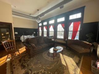 Nome Schoolhouse Inn and Event Center - - 9