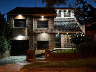 Casa con Pileta en Punta mogotes - Mar del Plata - 0