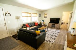 Little Woods Outpost - Packwood - 4
