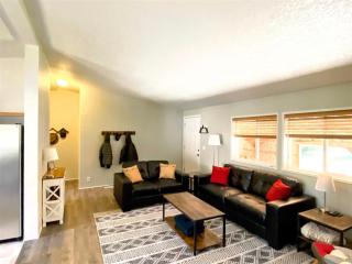 Little Woods Outpost - Packwood - 3