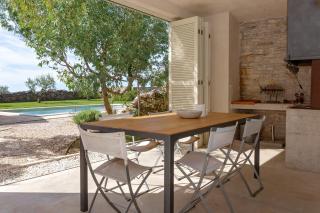 Beautiful restored farmhouse with private pool and gardens - 4