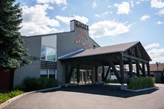 Hotel Baie Saint Paul - 0