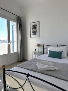 Seafront 3-bedroom Cycladic Apt South Paros - 5