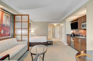 MGM Signature-24-811 F1 Track & Strip View Studio - 3