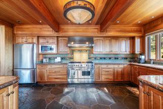 Clouds Rest in Dollar Point By Tahoe Getaways - Lake views - Hot Tub & Game Room - 2