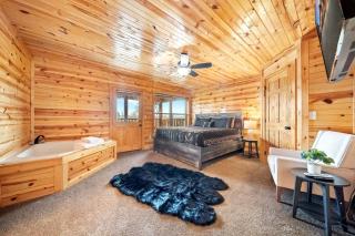 Splash Mountain Amazing Views, Prv Indoor Pool, Mini Golf, Theater Rm - Sevierville - 3