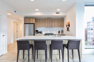 Spacious Apt with Kitchen - 9
