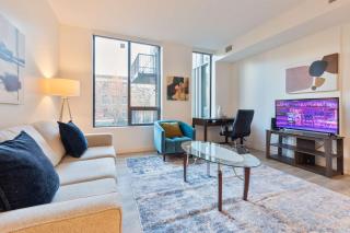 Private Modern Apt with Kitchen - 2