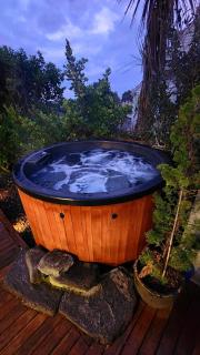 Perfect location - Long or short-term stay! - 4