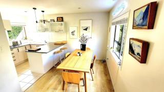 Perfect location - Long or short-term stay! - 3