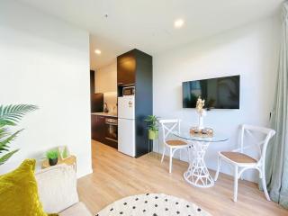 Graceful Comfy Studio Nearby SkyTower & Queen St - 2