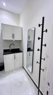 استديو انيق بتسجيل ذاتي - 2