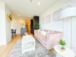 Designed Parkside Penthouse 2Beds & 2Baths - Pool Gym - Auckland - 2
