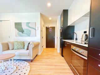 Fresh Comfy Studio Nearby Skytower - Pool Gym Sauna - Auckland - 2