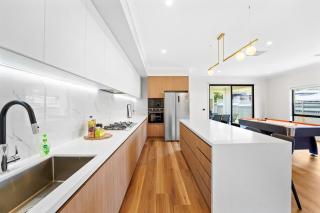 Stunning Beach Side Family Home in St Leonards - 0