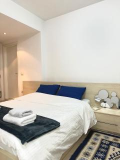 Cozy Apartment at city lake - Tirana - 2