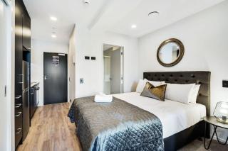 Beautiful Designed Apartment with Pool Gym Sauna - Auckland - 5