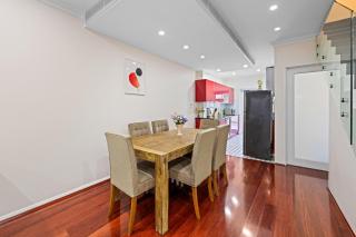 Comforting 2BR House & FishMarket & Casino-3 mins walk - Sydney - 5