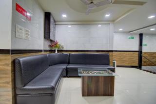 Hotel O Sion Residency - Bombay - 4