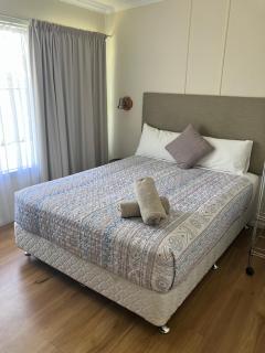 Mitchell Motel & Cabins - 4