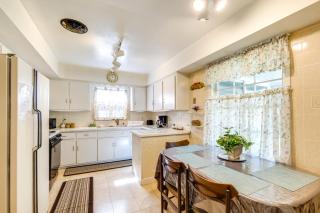 Cleveland Heights Home with Sunroom Park Across St! - Cleveland Heights - 9