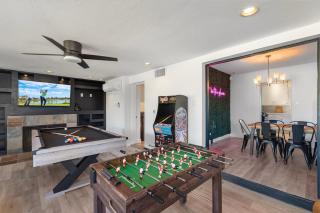 Pickleball, Sparkling Pool, Mini Putt and Sleeps14 - Phoenix - 9