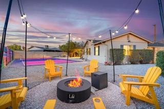 Pickleball, Sparkling Pool, Mini Putt and Sleeps14 - Phoenix - 7