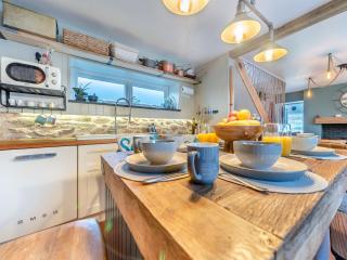 Oystercatcher Cottage - Haverfordwest - 1