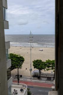 Ambiente familiar com vista lateral do mar - Balneário Camboriú - 9