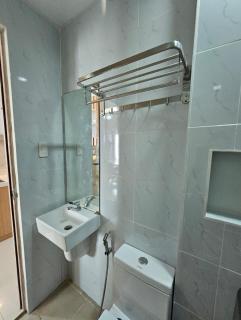 Stunning 2 Bedroom near Airport - Manila - 1