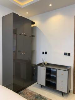 Frank's Apartment - Lekki - 4
