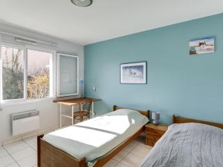 Maison 6 pers, jardin clos, calme, proche plage, animaux admis, parking, WIFI - FR-1-521-65 - 2