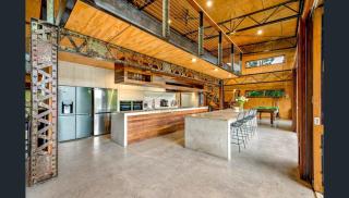 Luxury on Lake Tinaroo Lakefront Living - Yungaburra - 4