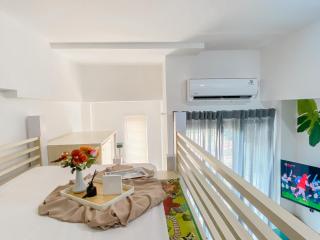 Cozy and Good Studio Sayana Bekasi Apartment By Travelio - 2