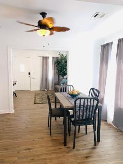 Cozy Home Away From Home - 6