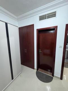 New and large apartment, apartment in a special place - Sharjah - 1