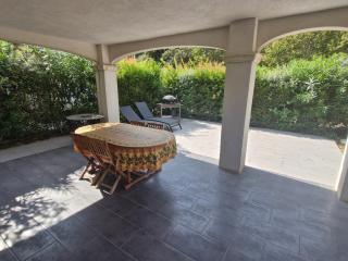 Villa 3 pièces climatisée, terrasse, piscine, proche commerces et centre-ville – Sainte-Maxime - FR-1-780-64 - Sainte-Maxime - 7
