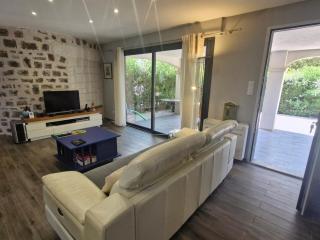 Villa 3 pièces climatisée, terrasse, piscine, proche commerces et centre-ville – Sainte-Maxime - FR-1-780-64 - Sainte-Maxime - 1