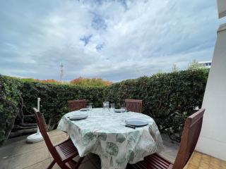 Studio cabine en bord de mer avec parking privé, animaux acceptés - FR-1-338-557 - Sète - 1