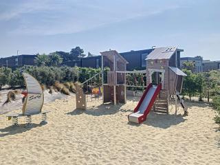 Mobil-home luxueux à Jullouville, 200m plage, piscine chauffée, pour 6 personnes - FR-1-361A-73 - 4