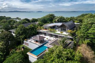 Exclusive Oceanfront Living, 5BR Pool Villa Elegance - - 2