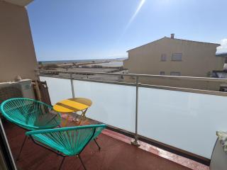 Bel appartement T2 climatisé avec piscine et parking à 250m de la plage - FR-1-797-9 - 3