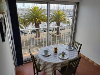 Studio Cabine à Gruissan pour 4 pers - Parking sécurisé - FR-1-796-40 - Gruissan - 8
