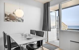 Amazing Apartment In Allinge With Wifi - Allinge - 6