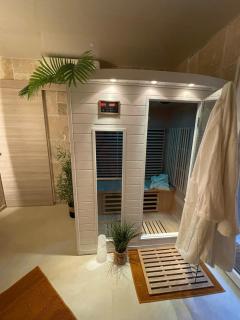 Love Room lAntre dEux - Le Breuil-sur-Couze - 7