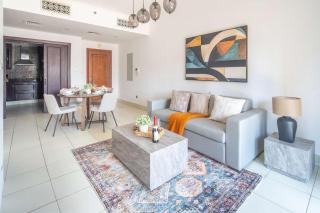 Frank Porter - Reehan 7 - Dubai - 7