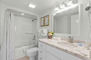 Oceanfront Ocean Pearl in Myrtle Beach - 3