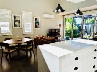 Haven on Hunter Lux Townhouse - Mansfield - 4