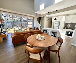 Haven on Hunter Lux Townhouse - Mansfield - 8